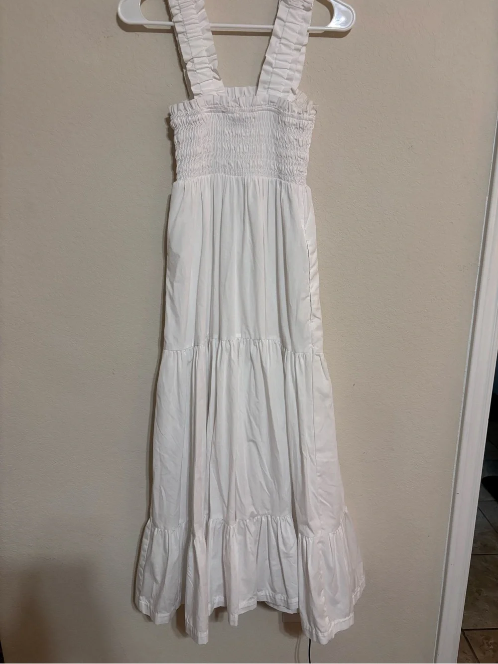 Abercrombie & Fitch White Tiered Maxi Dress